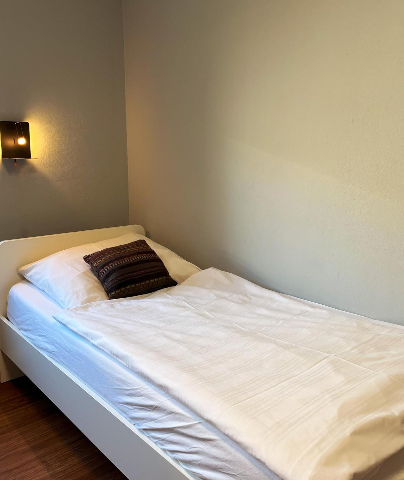 1, 2, Sleep Hostel Nuernberg Messe Εξωτερικό φωτογραφία
